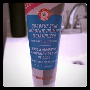 First Aid Beauty Coconut Skin Smoothie